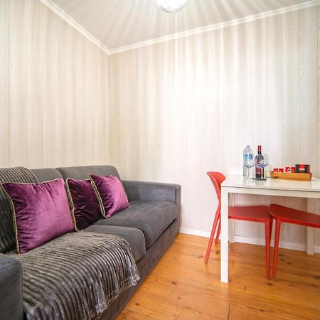 Apartment In Bairro Alto 1 - Lisbon Charm Eksteriør billede