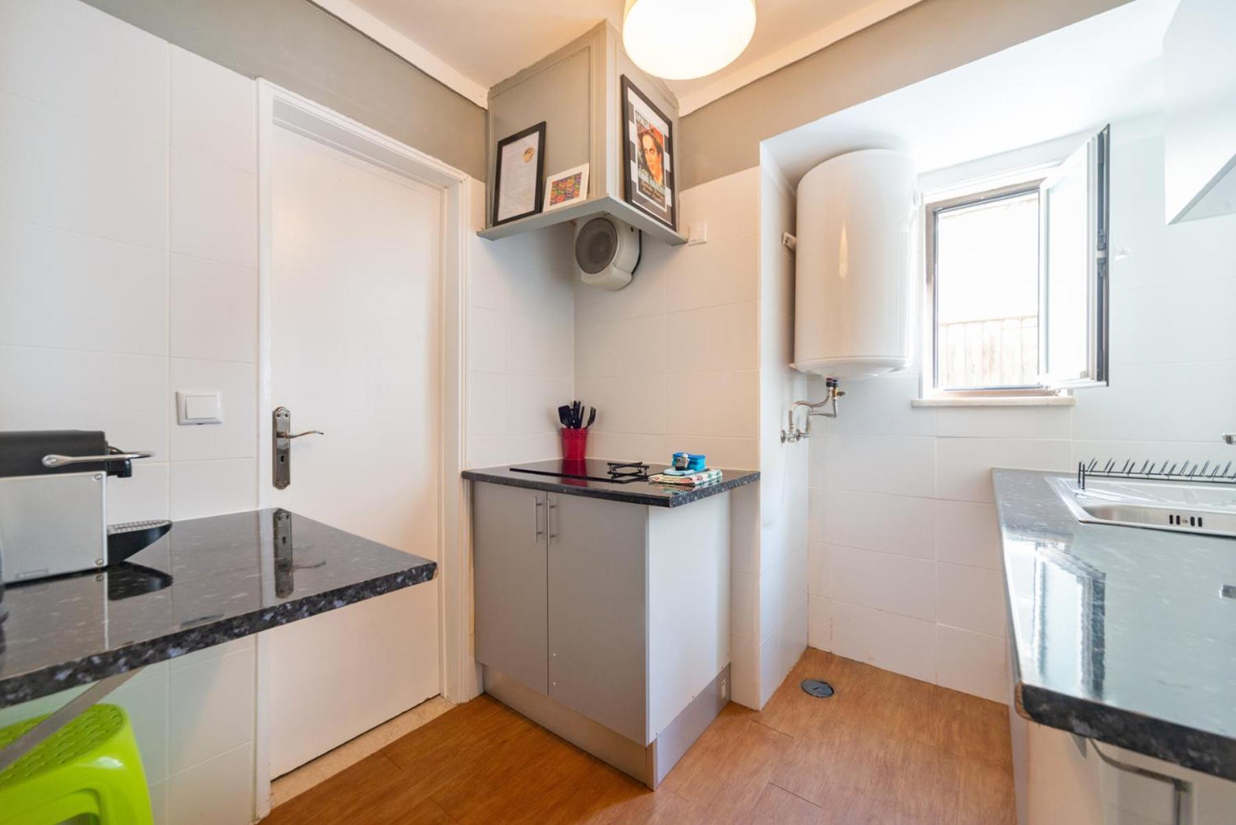 Apartment In Bairro Alto 1 - Lisbon Charm Eksteriør billede