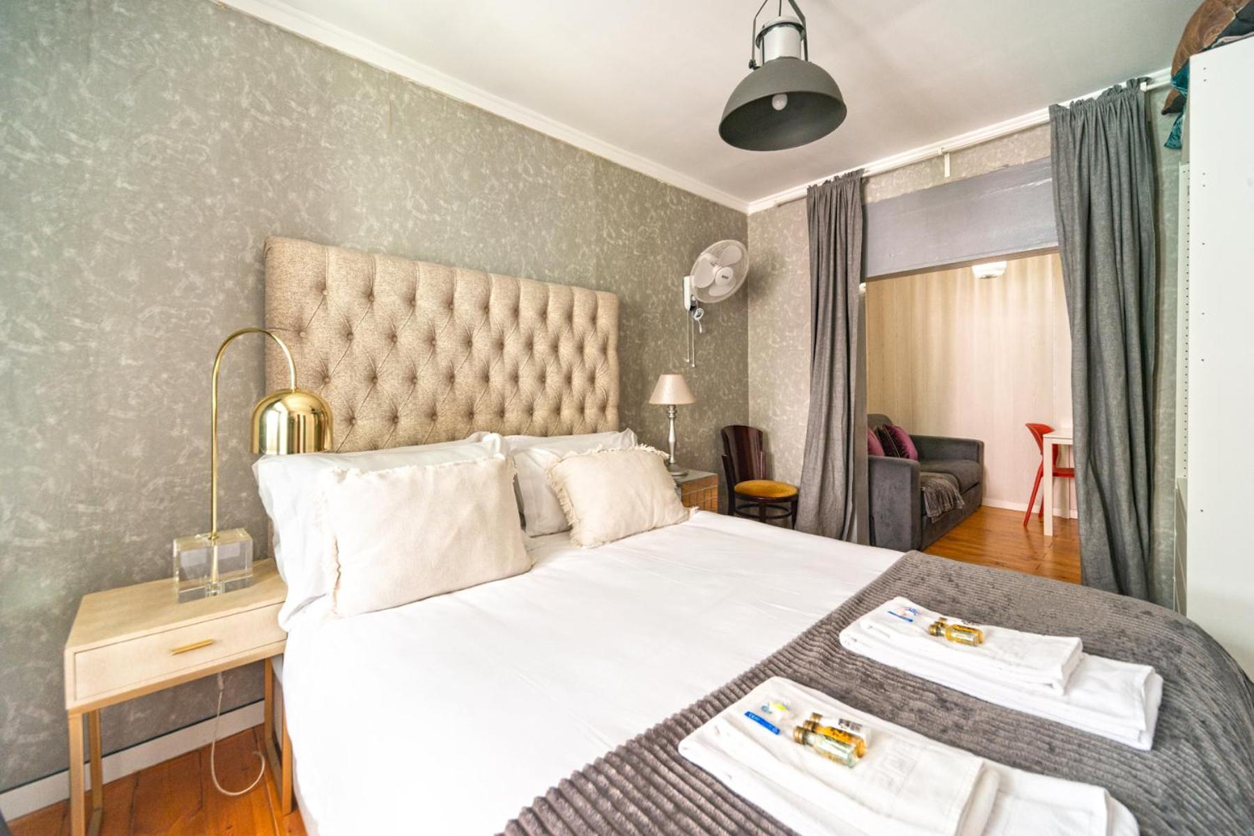 Apartment In Bairro Alto 1 - Lisbon Charm Eksteriør billede